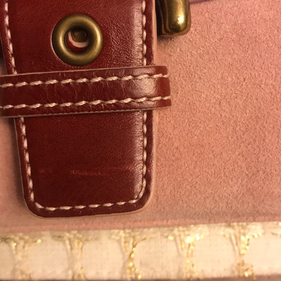 Coach beautiful suede wristlet - Picture 8 of 8